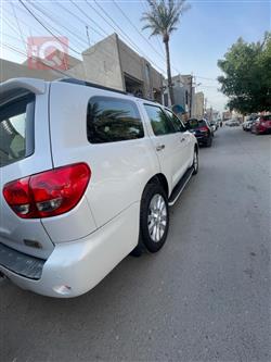 تويوتا سيكويا
